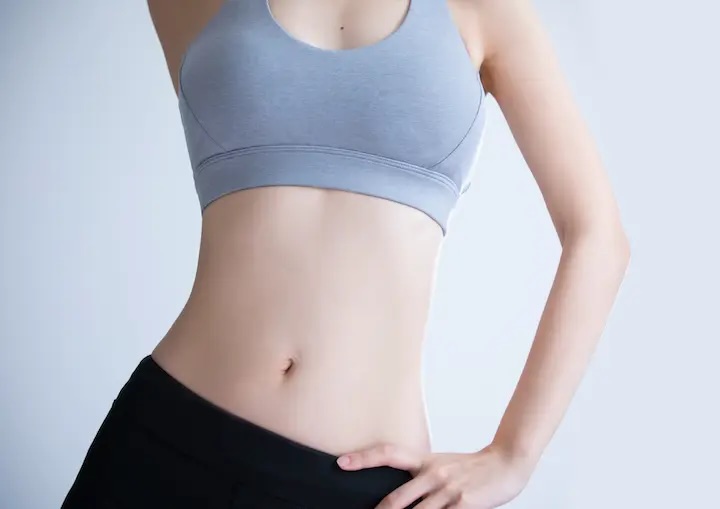 女性のくびれ